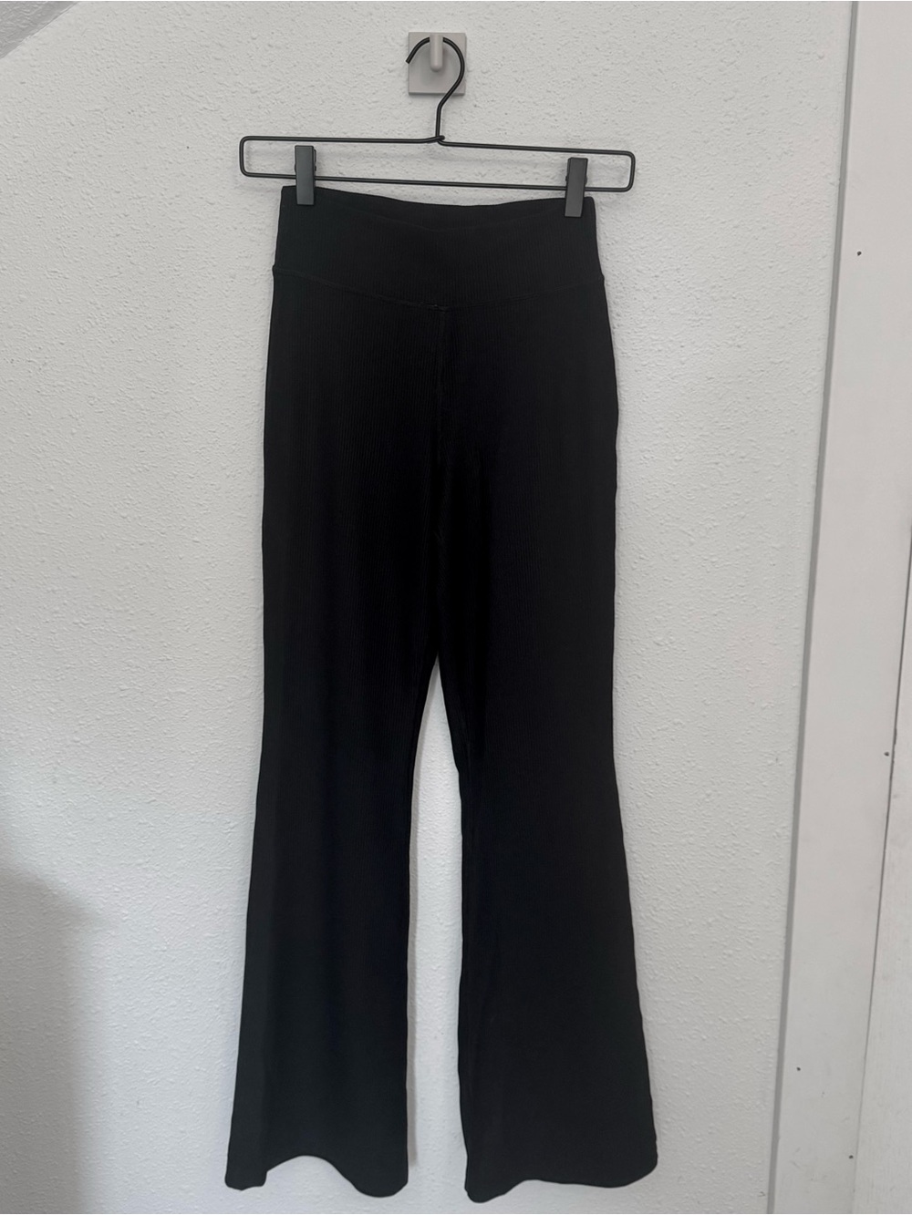 Black Ribbed Wide-Leg Old Navy Pants XS